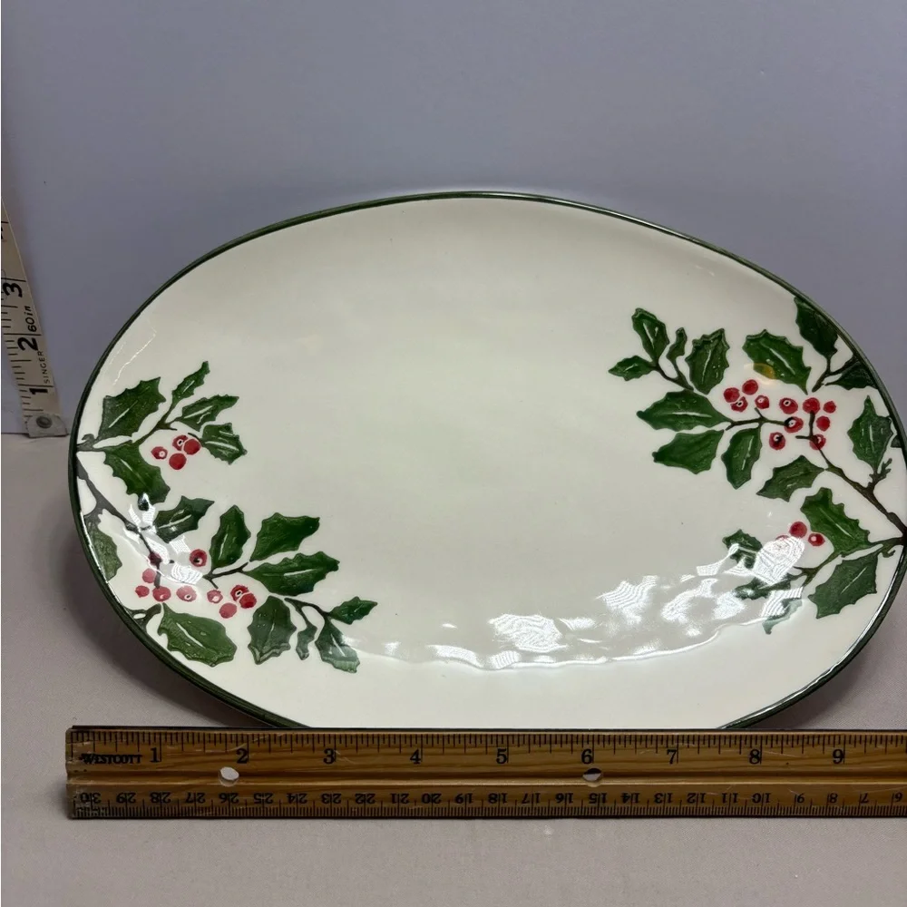 Papart just beautiful handpainted in Turkey Festive Holly Leaf Oval Platter